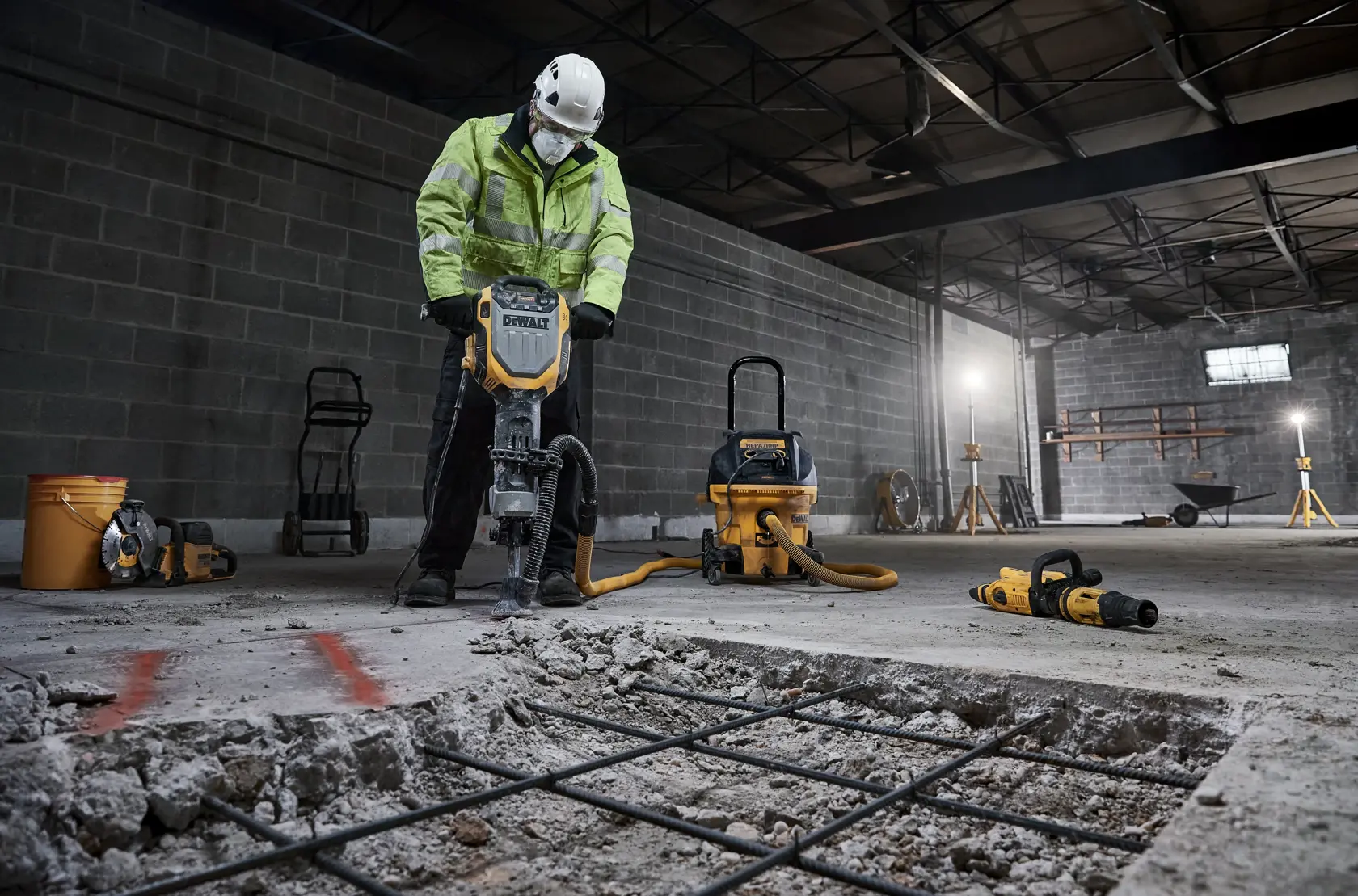 Breaking Hammer application image