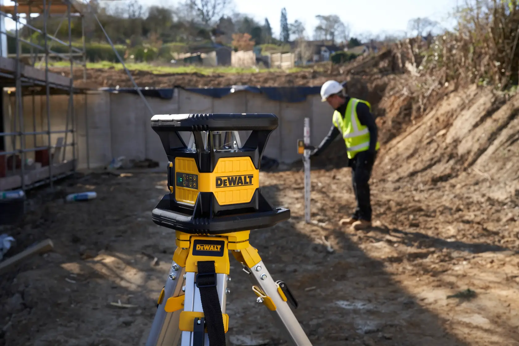 DEWALT® 18V XR червен ротационен лазер (1 X 2Ah)