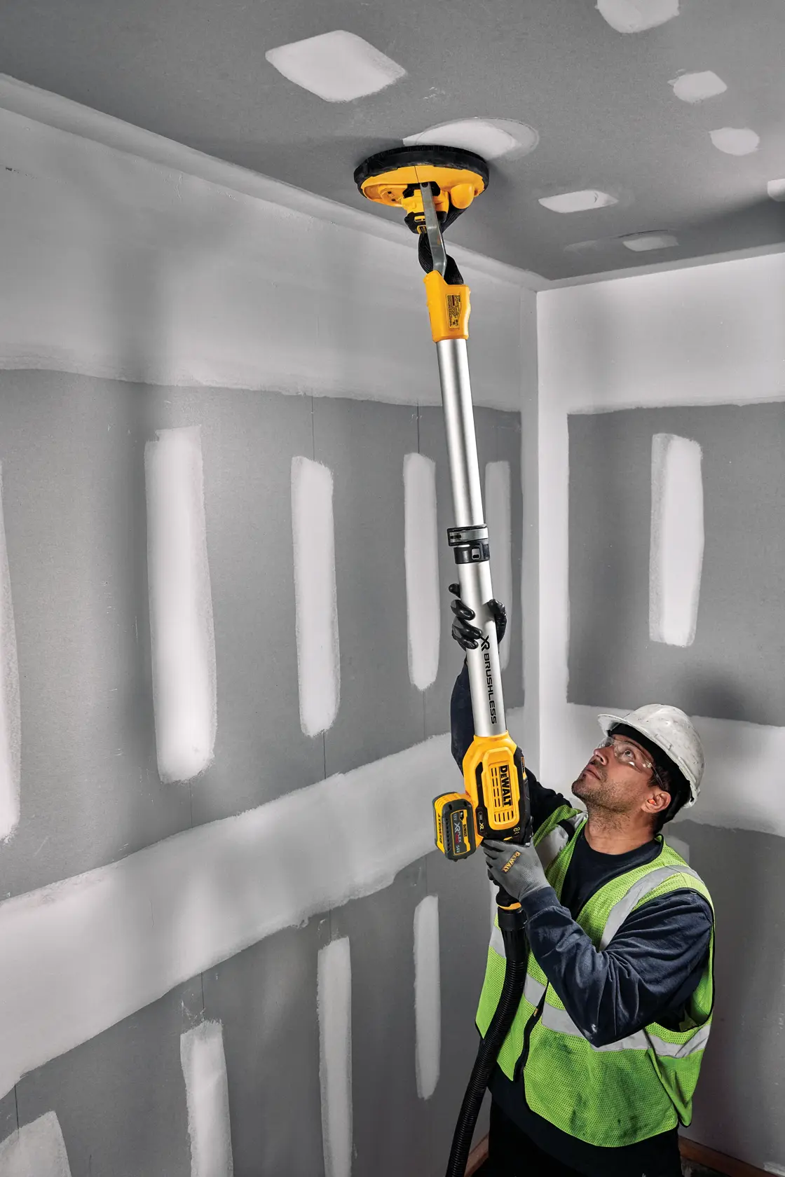 DEWALT® 18V XR безчеткова машина за шлайфане на гипсокартон 225 мм - 2 x FlexVOLT 6Ah