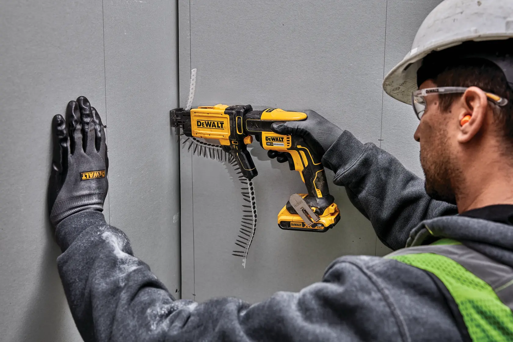 DEWALT® Пълнител за винтове на лента за винтоверти за сухо строителство