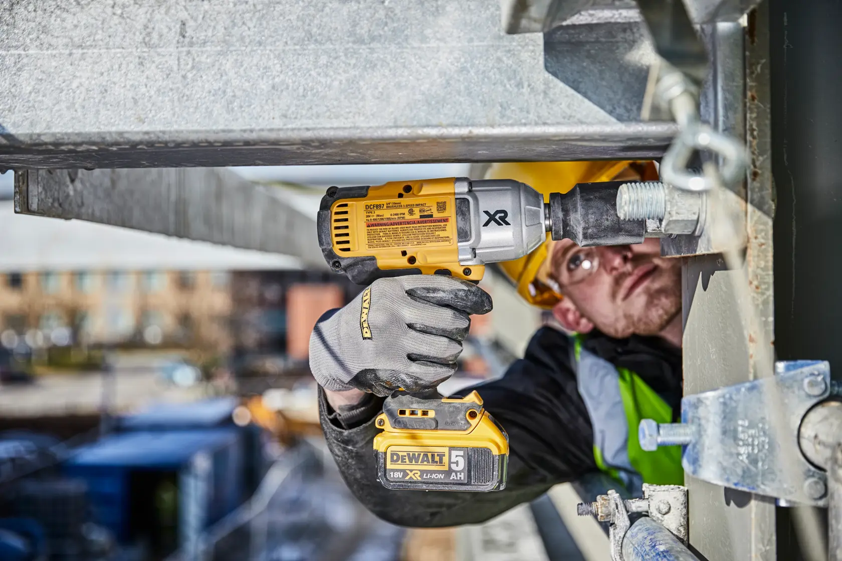 DEWALT® 18V XR Безчетков ударен гайковерт 3/4“ с висок въртящ момент и фиксиращ щифт - само тяло