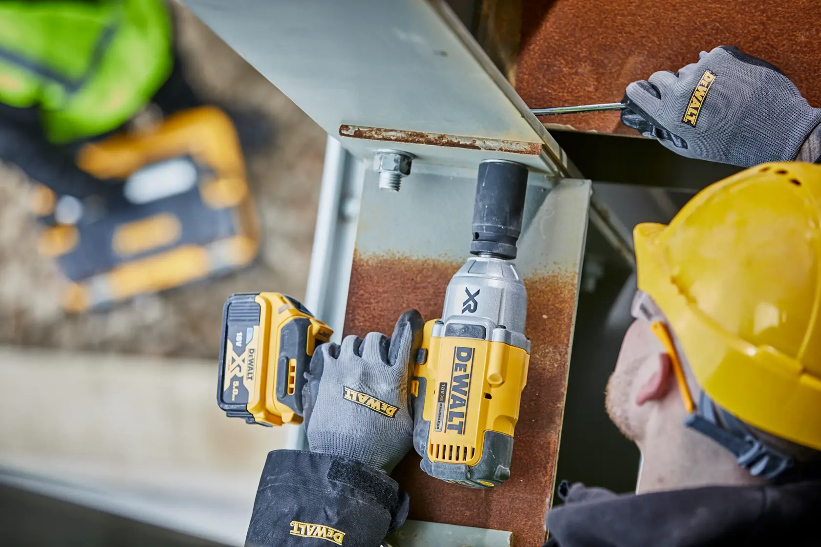 DEWALT® 18V XR Безчетков ударен гайковерт 3/4“ с висок въртящ момент и фиксиращ щифт - само тяло