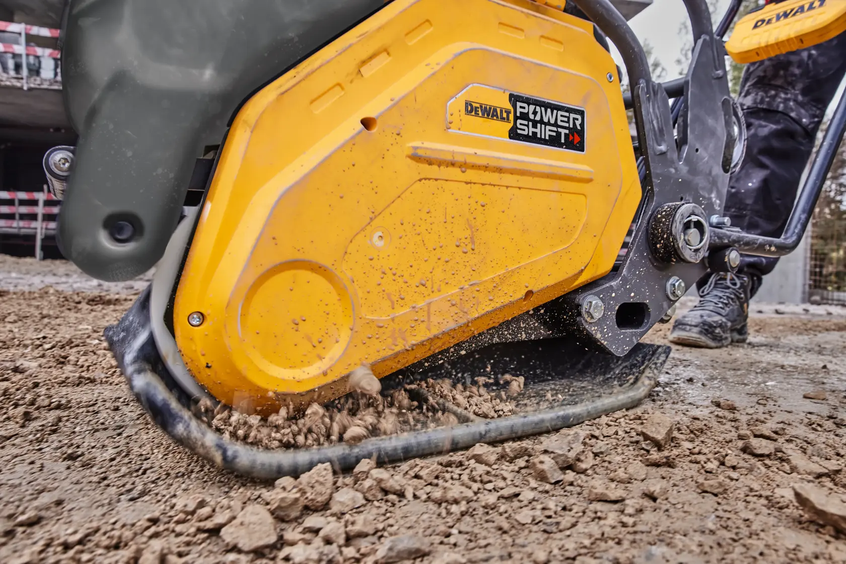 DEWALT® PowersHIFT™ Виброплоча