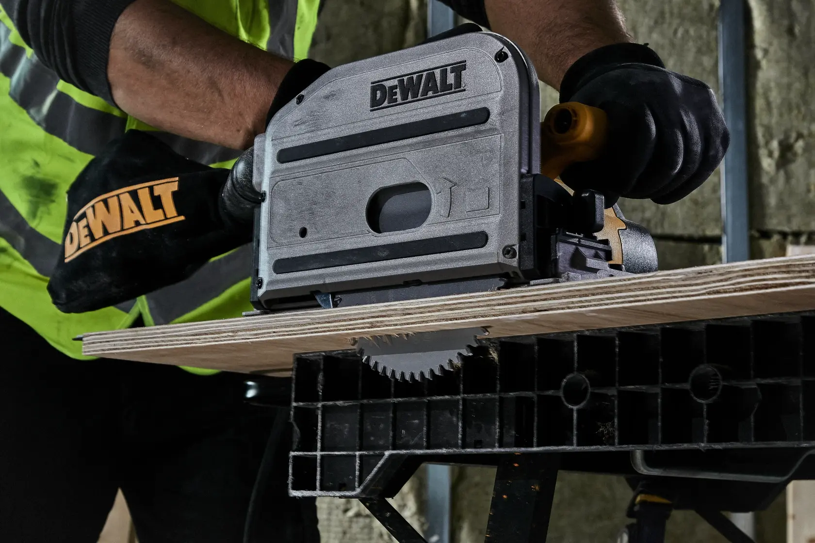 DEWALT® Extreme WORKSHOP 165mm x 20mm 54T Циркулярен диск