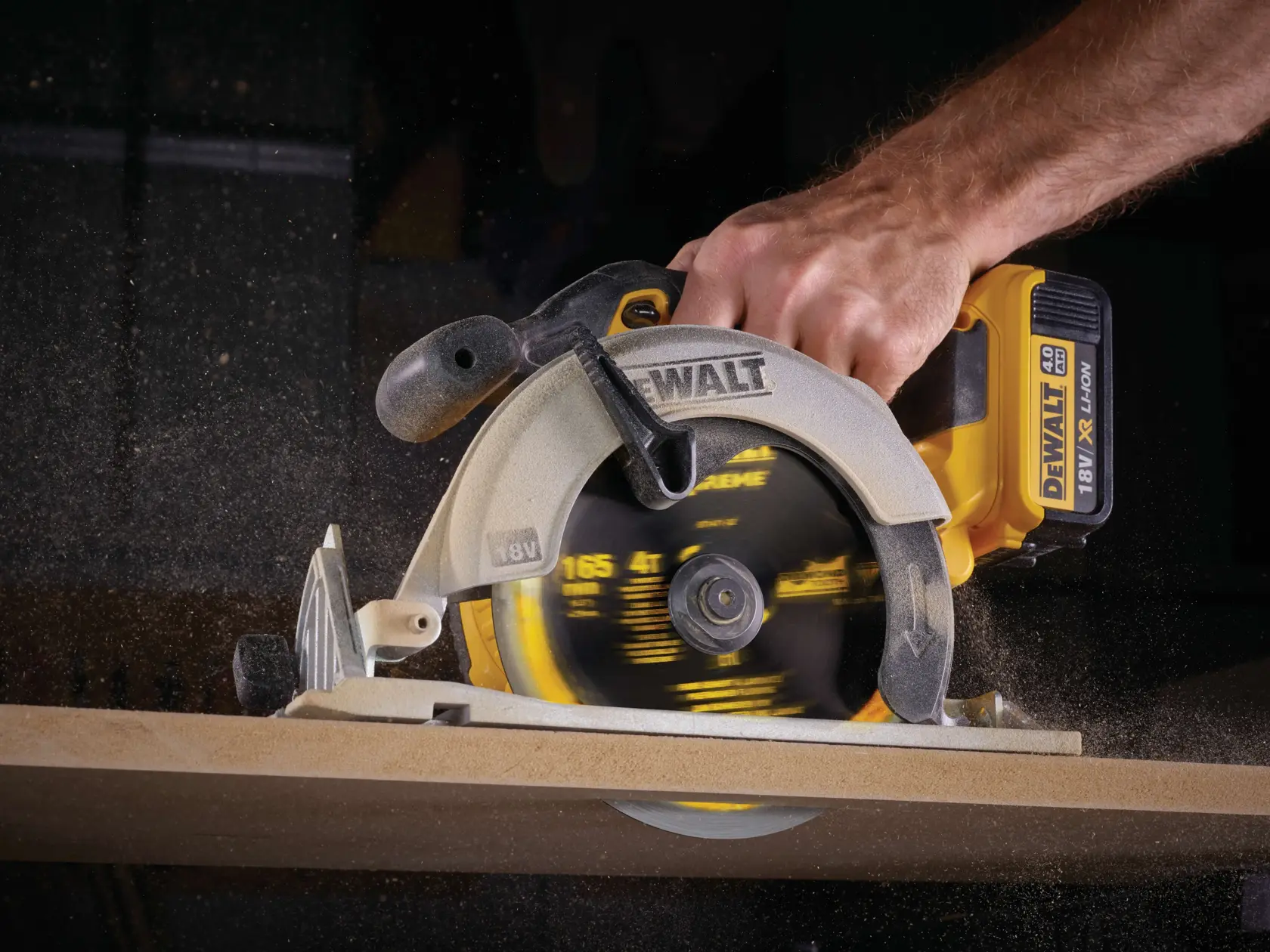 DEWALT® Extreme 165 мм x 20 мм 4T PCD циркулярен диск за различни материали