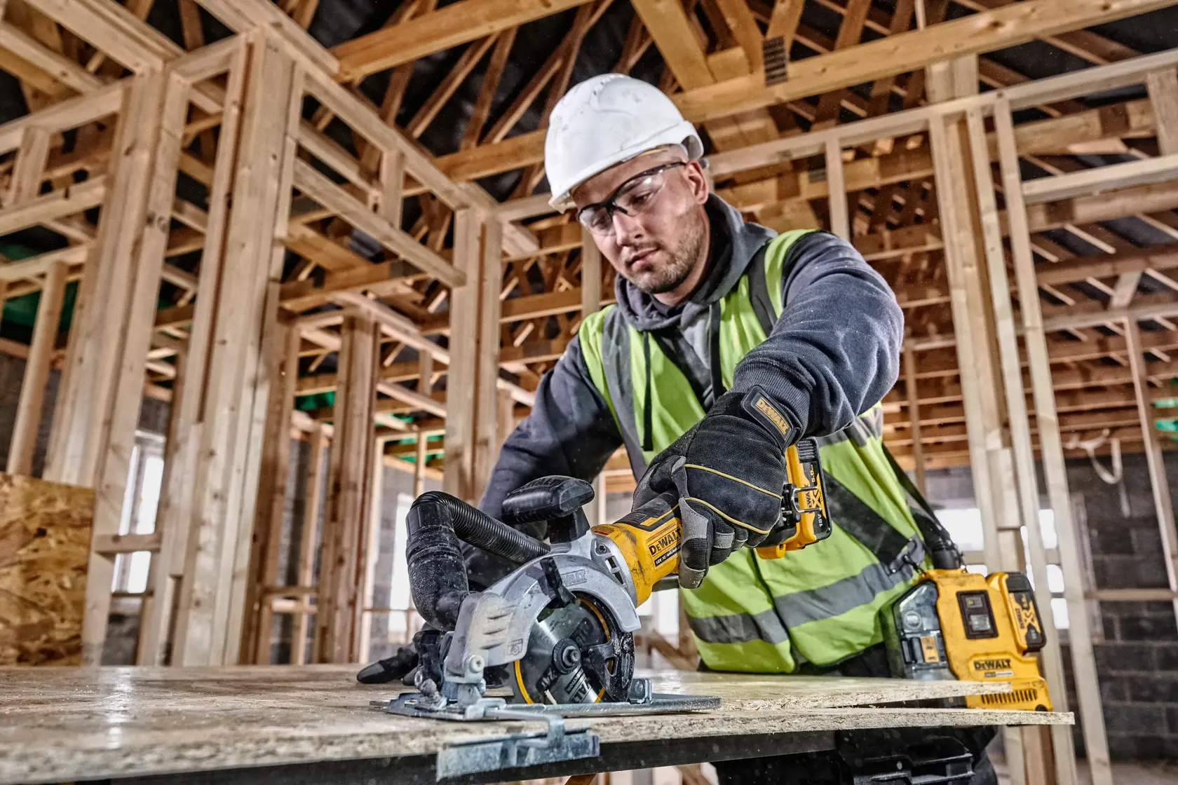 DEWALT® CONSTRUCTION 115 мм x 9,5 мм 24T Диск за циркуляр