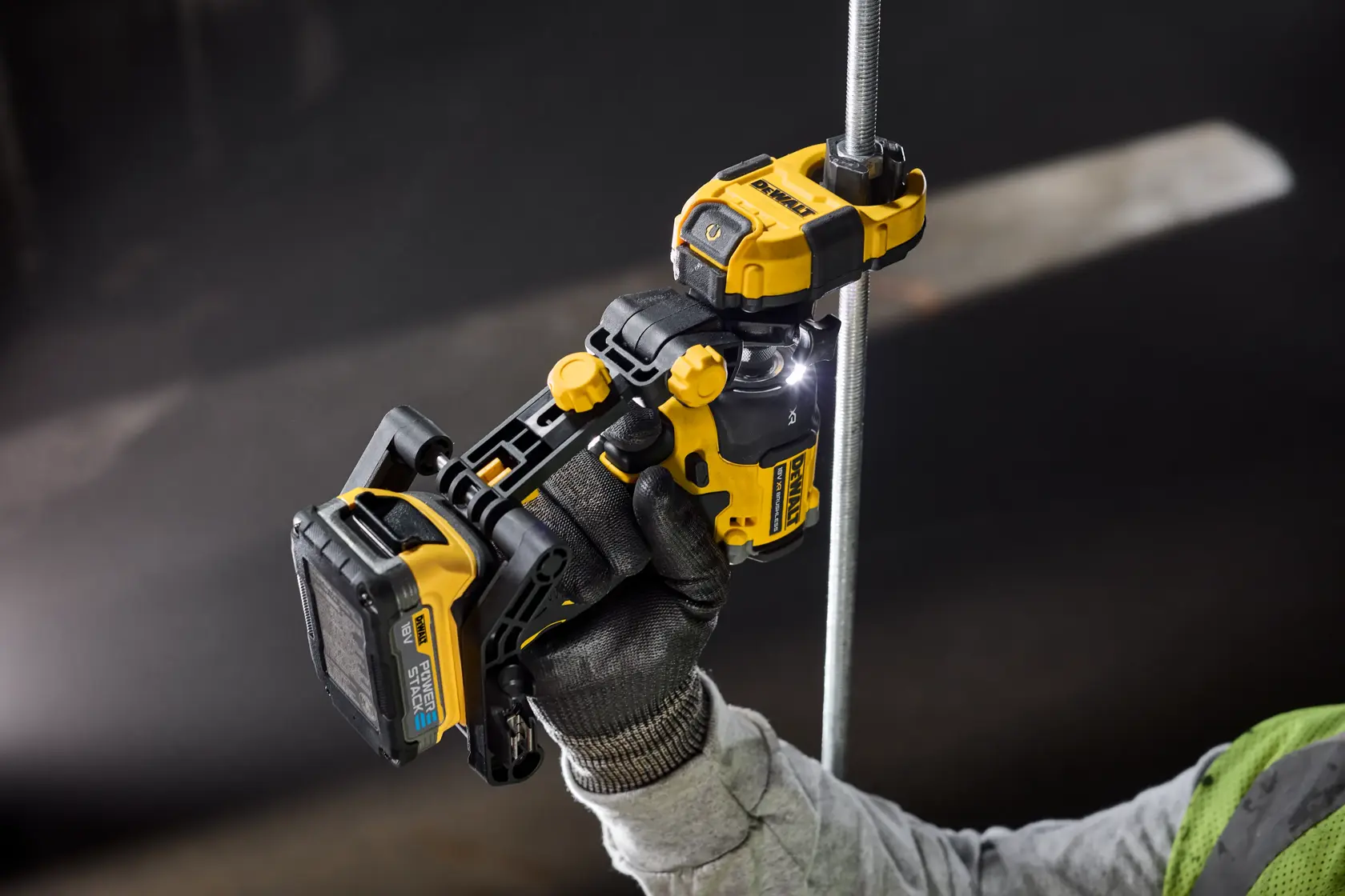 DEWALT® IMPACT CONNECT™ Приставка за навиване на гайки на шпилки