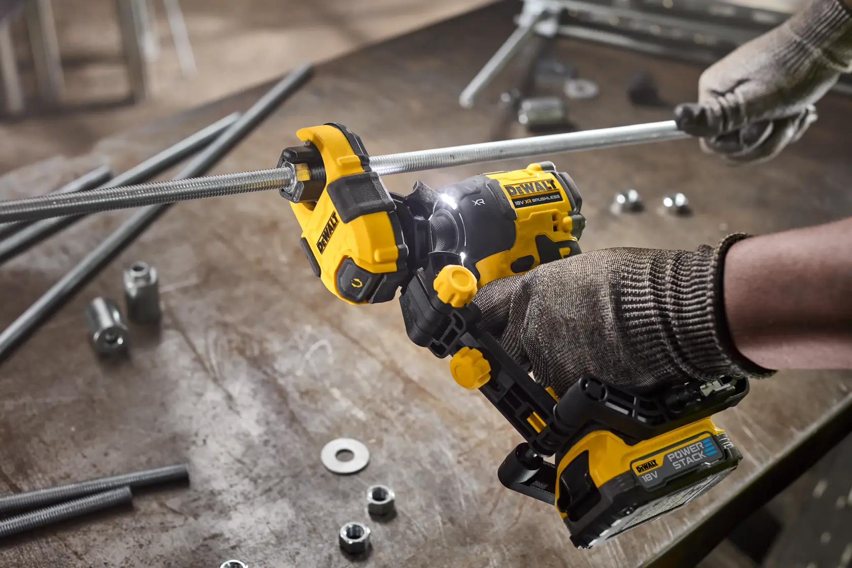 DEWALT® IMPACT CONNECT™ Приставка за навиване на гайки на шпилки