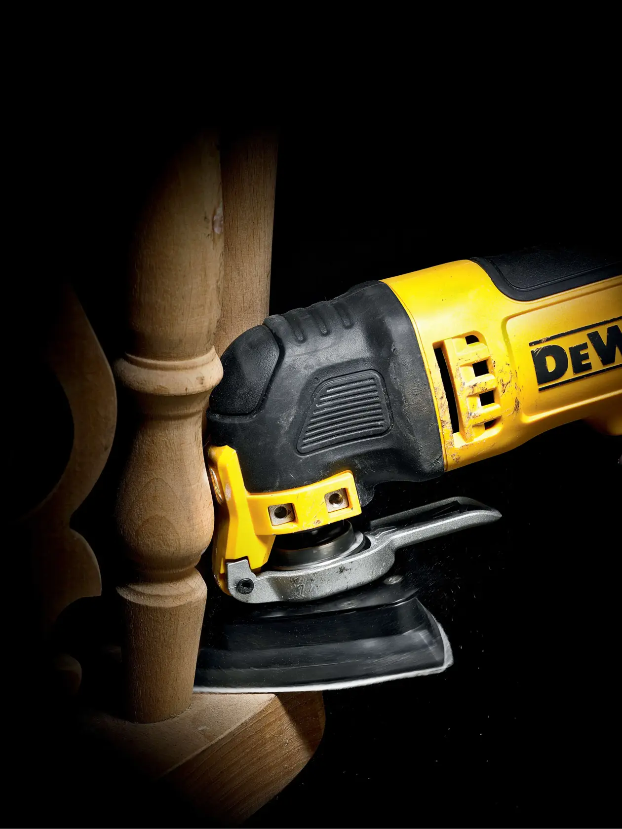 DEWALT® Прахоулавяща шлифовъчна плоча