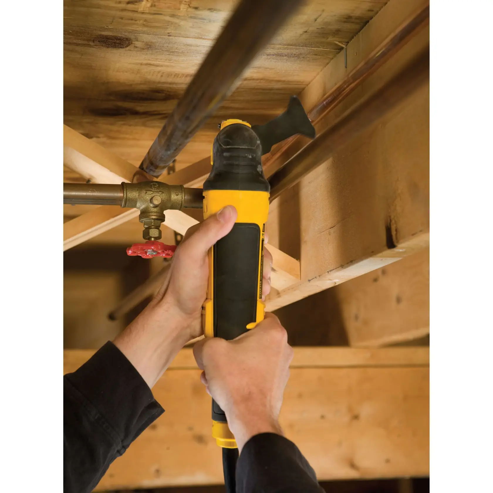 DEWALT® 44 мм x 55 мм титаниев нож за осцилатор (дърво/метал