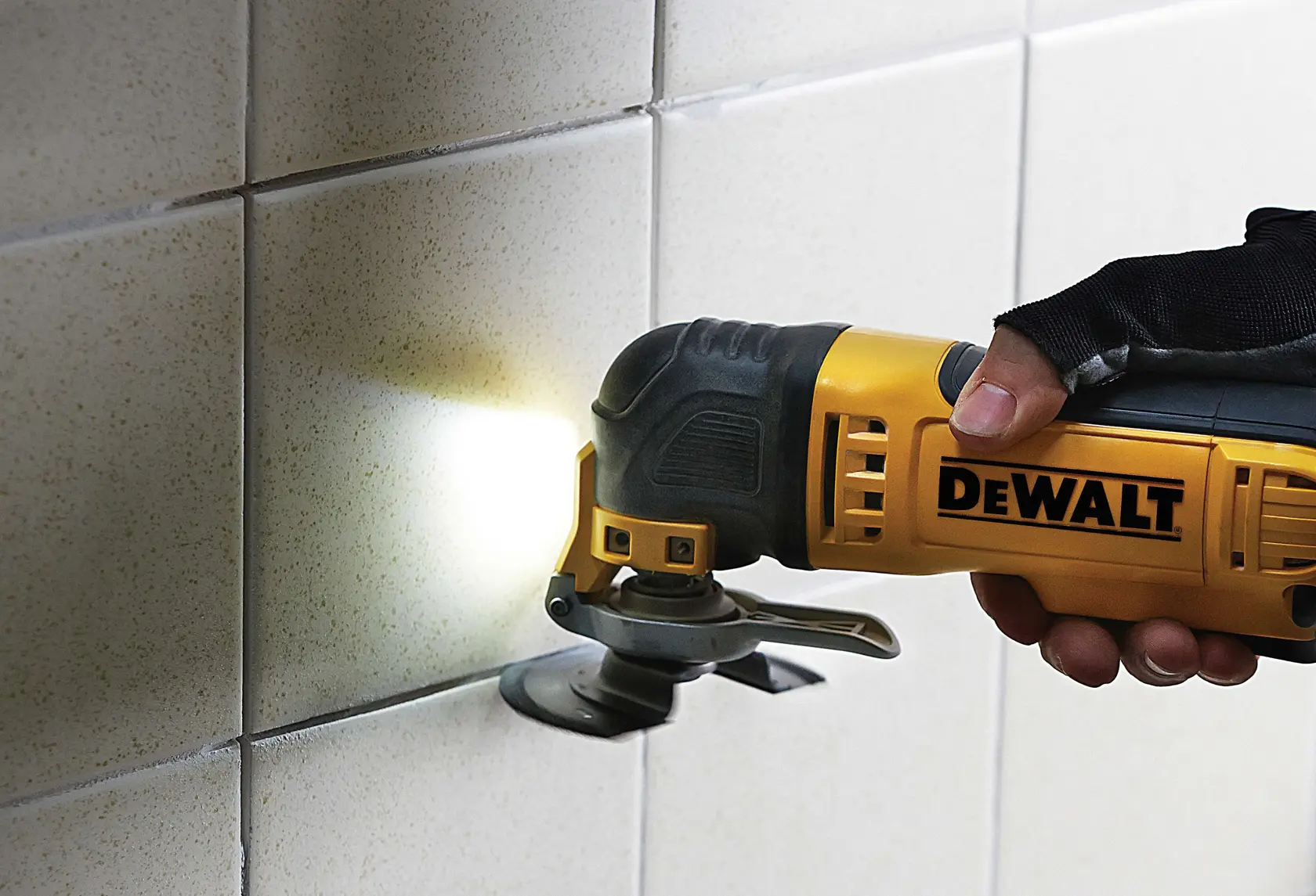 DEWALT® 5 мм осцилиращ нож с твърдосплавно покритие Fastcut за отстраняване на фуги