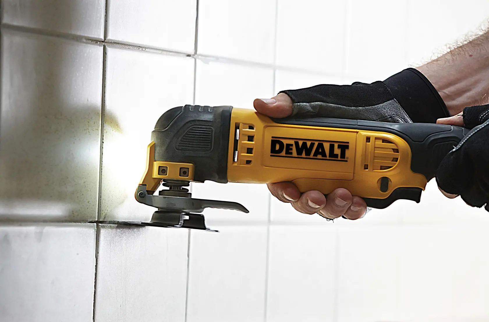 DEWALT® 5 мм осцилиращ нож с твърдосплавно покритие Fastcut за отстраняване на фуги