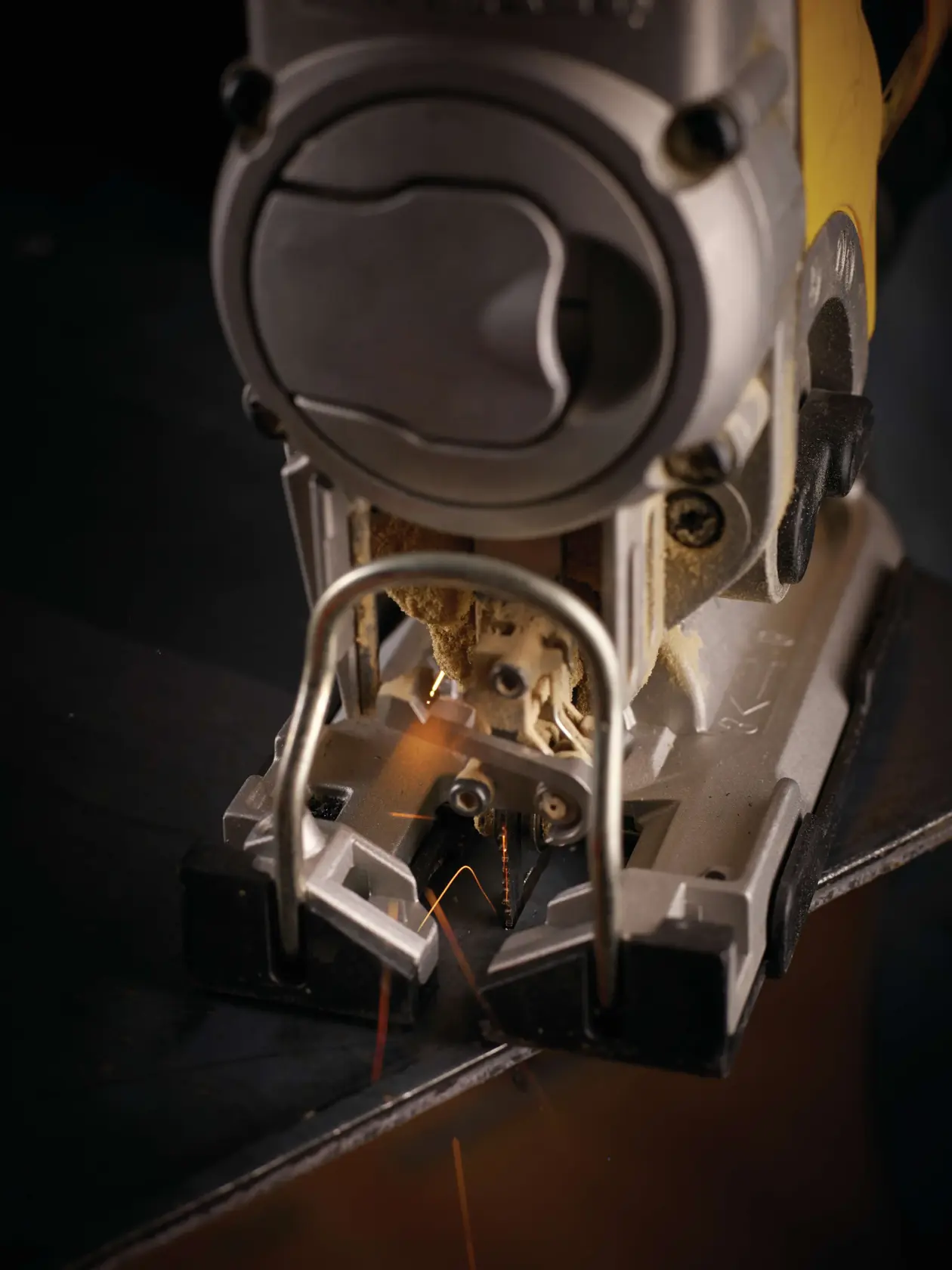 DEWALT® 50 мм нож за прободен трион с Т-образна опашка, HSS, за метал (T118B) (5 бр. в опаковка)