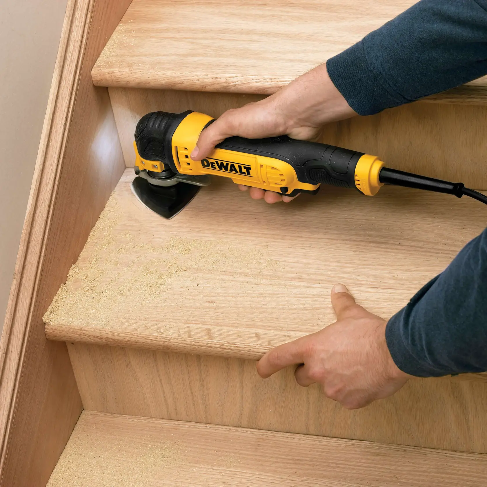 DEWALT® Лист за детайлно шлифоване 93 мм x 93 мм 60G многофункционална шкурка (опаковка от 10 бр.)