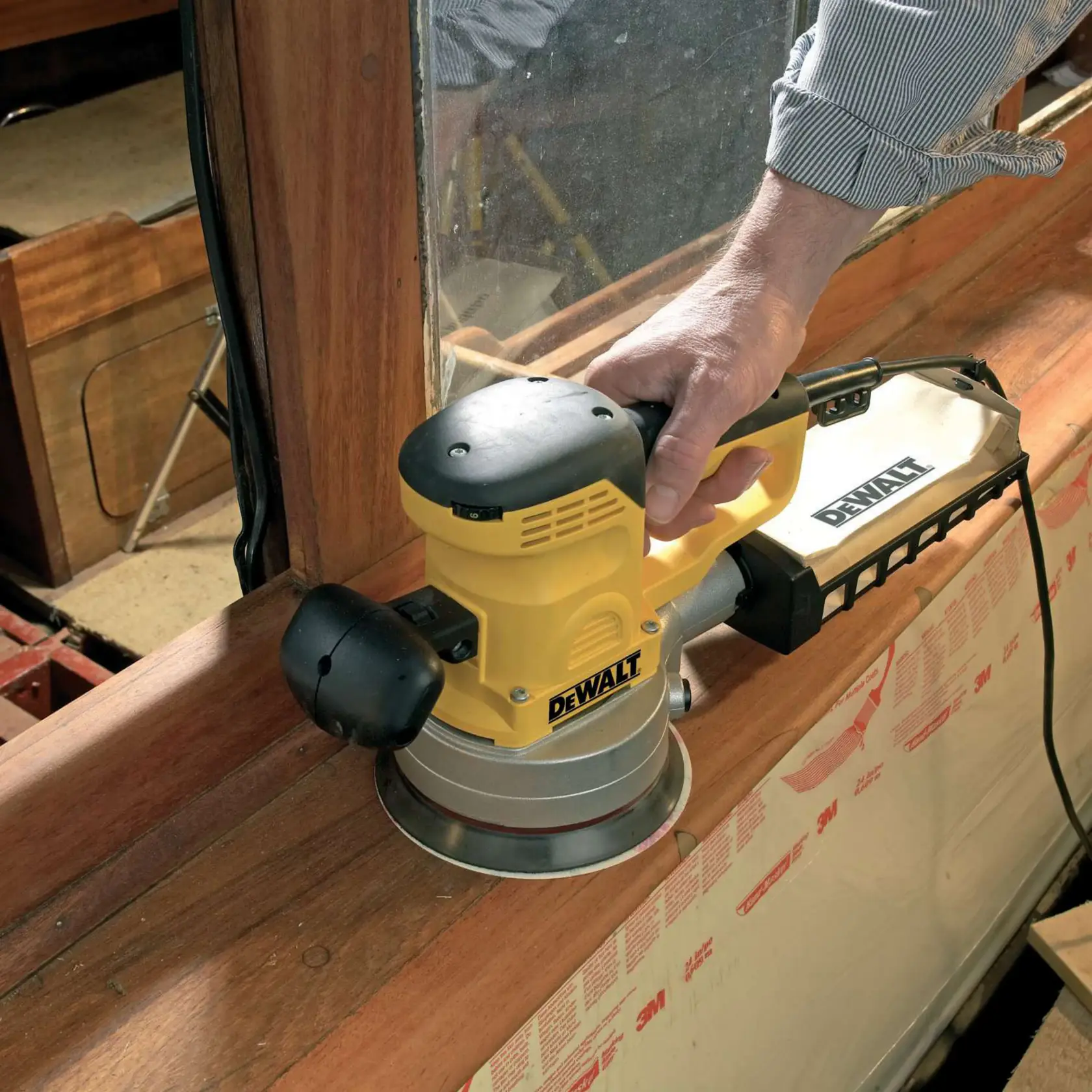 DEWALT® Диск за ексцентършлайф (ROS) 150 мм 80G с 8 отвора, многоцелеви (опаковка от 10 бр.)
