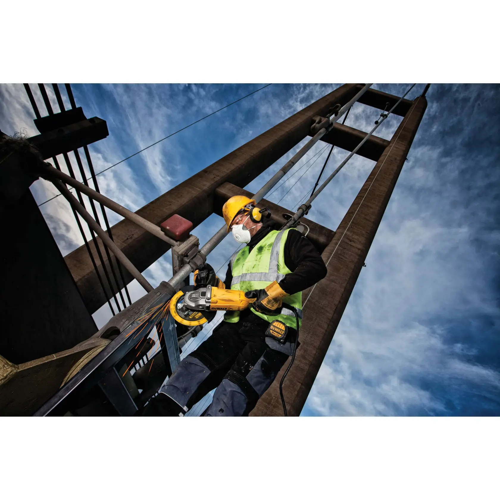 DEWALT® 230 x 22.23 x 1.5mm Extreme Диамантен диск