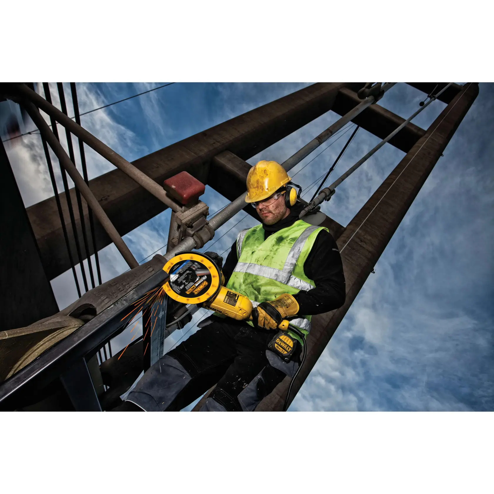 DEWALT® 230 x 22.23 x 1.5mm Extreme Диамантен диск