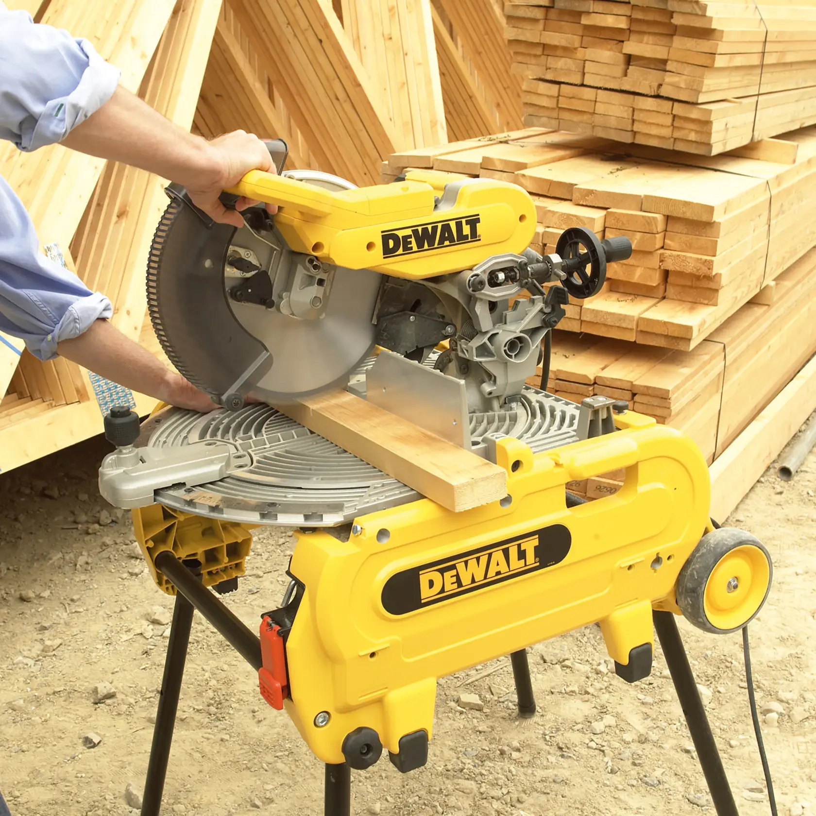 DEWALT® Extreme WORKSHOP Циркулярен диск 305mm x 30mm 32 зъба
