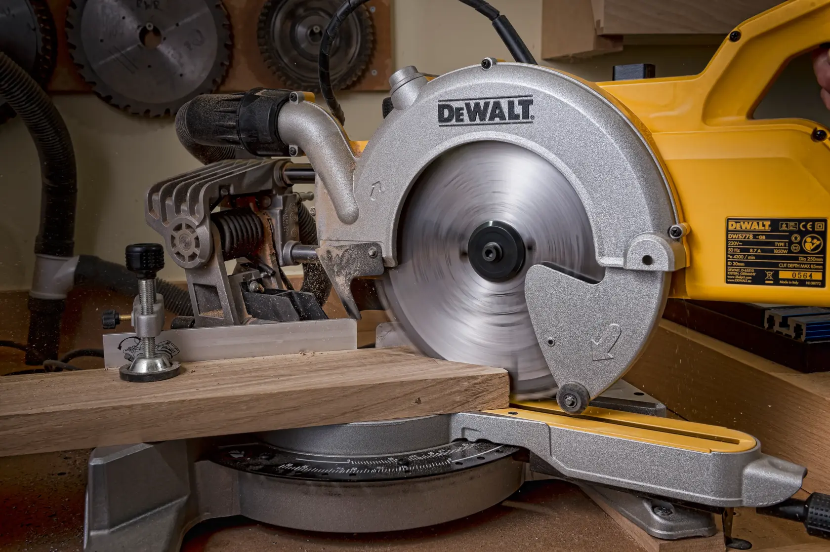 Циркулярен диск DEWALT® Extreme WORKSHOP 350mm x 30mm 36 зъба