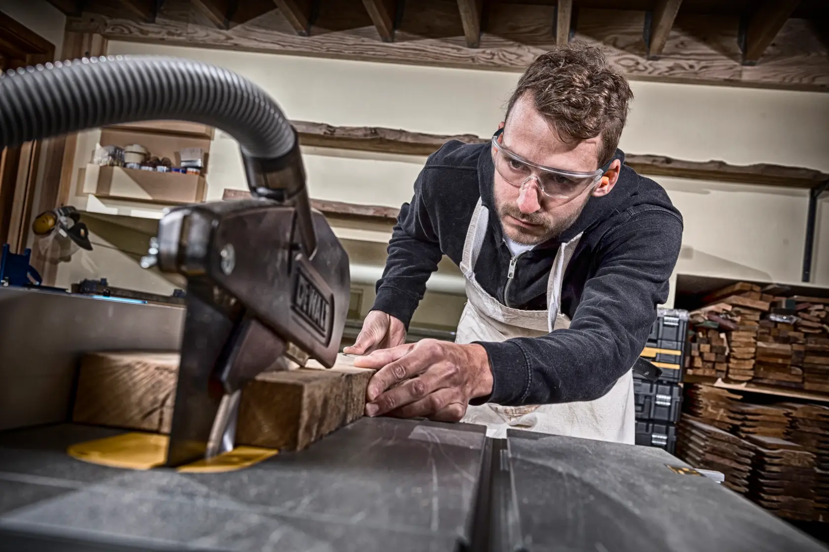 DEWALT® Extreme WORKSHOP 250mm x 30mm 24T Циркулярен диск