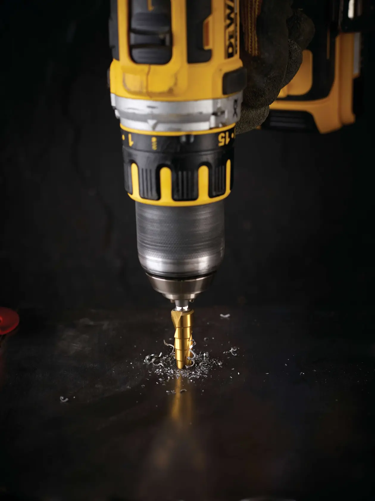 DEWALT® Extreme 6 мм - 12 мм ударно стъпаловидно свредло с шестостенна опашка (за метал), титаново покритие