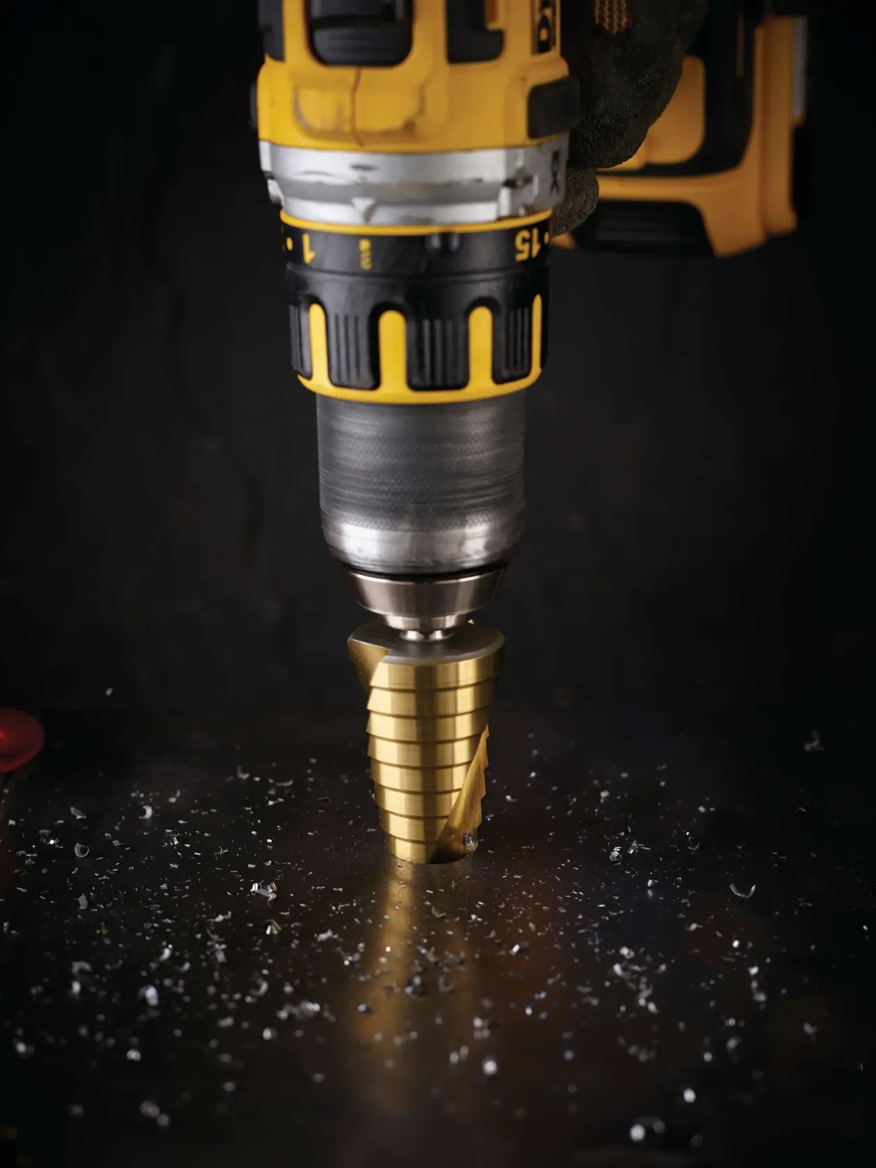 DEWALT® Extreme 0 - 34 мм HEX (за метал) титаниево стъпаловидно свредло