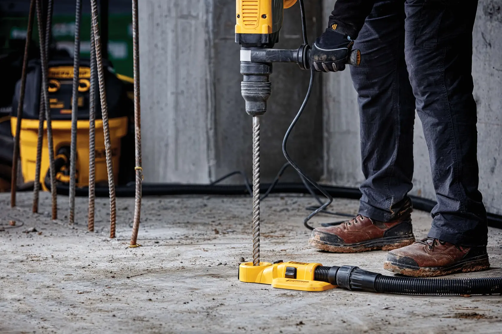 Свредло DEWALT® ELITE SDS MAX 30 мм x 570 мм с 4 режещи ръба