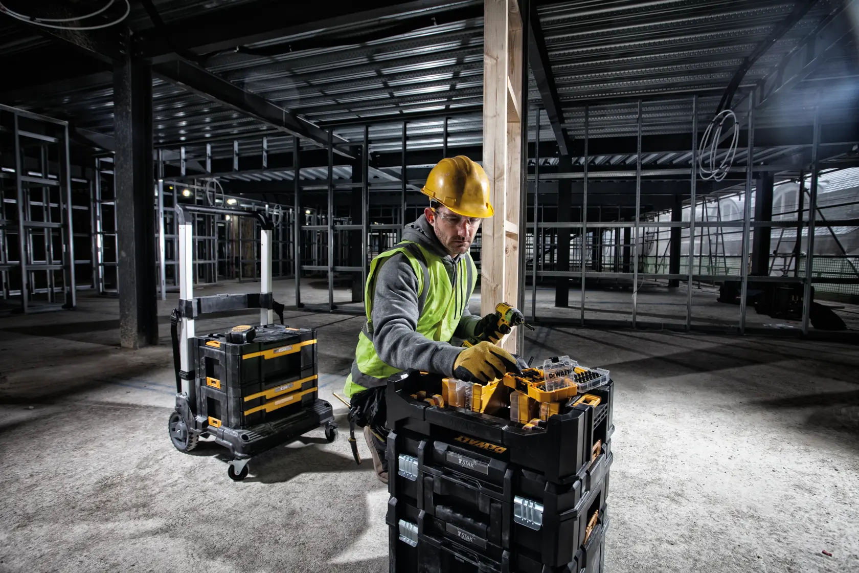 Органайзер за комплекти аксесоари DEWALT® TSTAK (за малки кутии за насипни материали и малки кутии Tough Case)