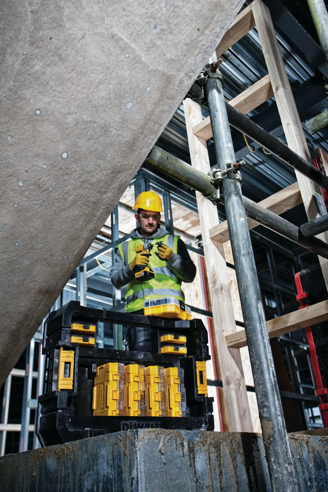 Органайзер за комплекти аксесоари DEWALT® TSTAK (за малки кутии за насипни материали и малки кутии Tough Case)