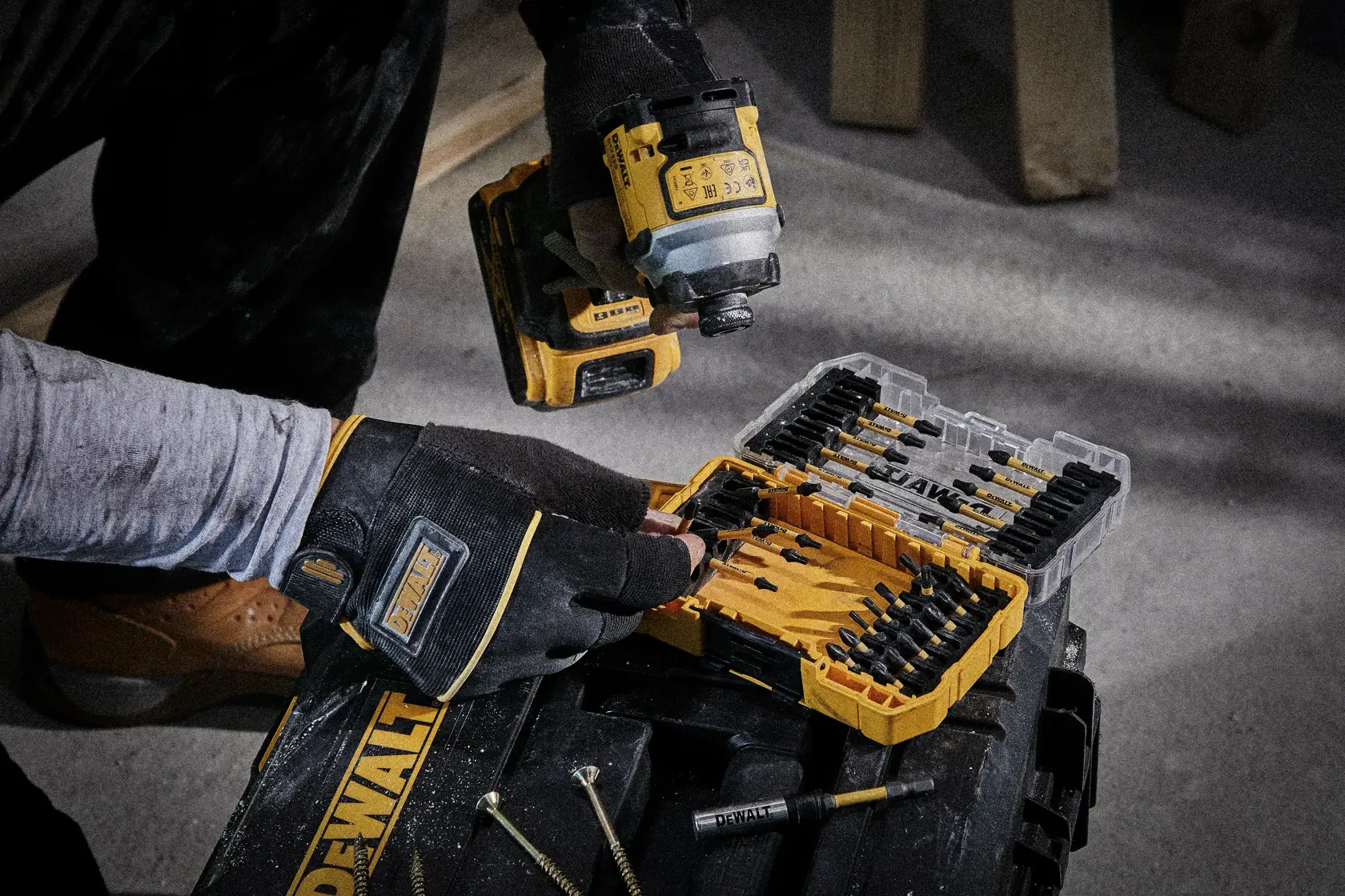 DEWALT® Extreme FLEXTORQ® Комплект накрайници за отвертка (31 части)