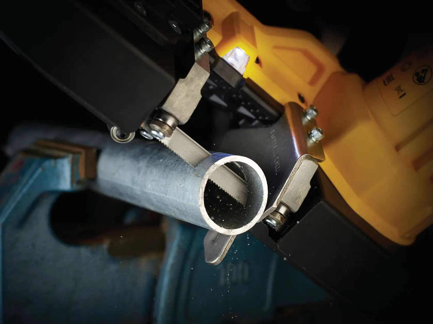 DEWALT® 835 мм 14TPI лента за банциг за метал/пластмаса (подходяща за DCS371) (4 бр. в опаковка)