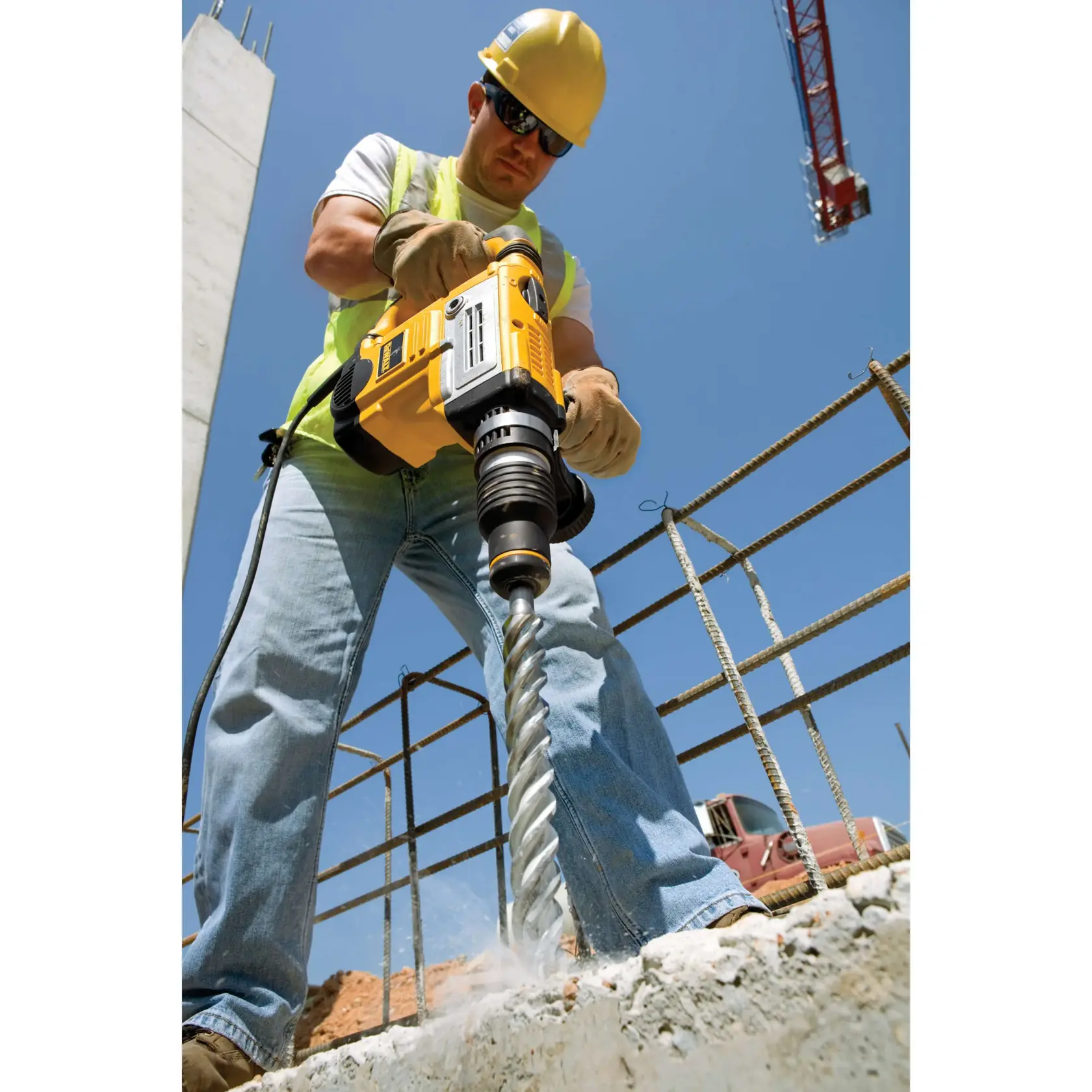 DEWALT® Extreme SDS MAX 40 мм x 920 мм свредло с 4 режещи ръба