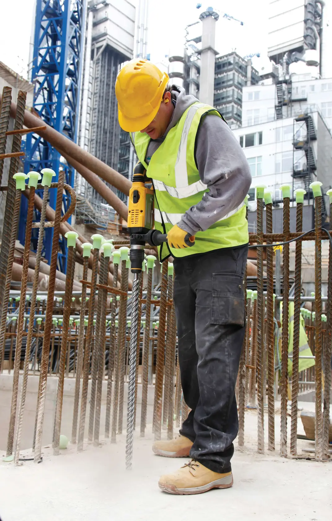 DEWALT® Extreme SDS MAX 40 мм x 920 мм свредло с 4 режещи ръба