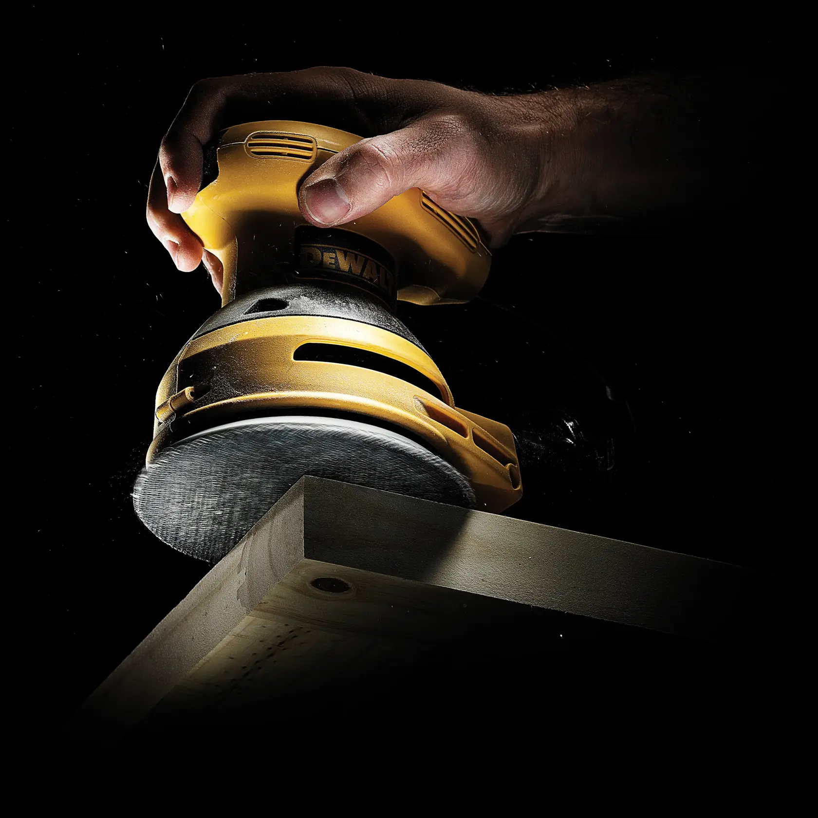 DEWALT® Extreme 125 мм 60G Универсална абразивна мрежа за ексцентършлайф
