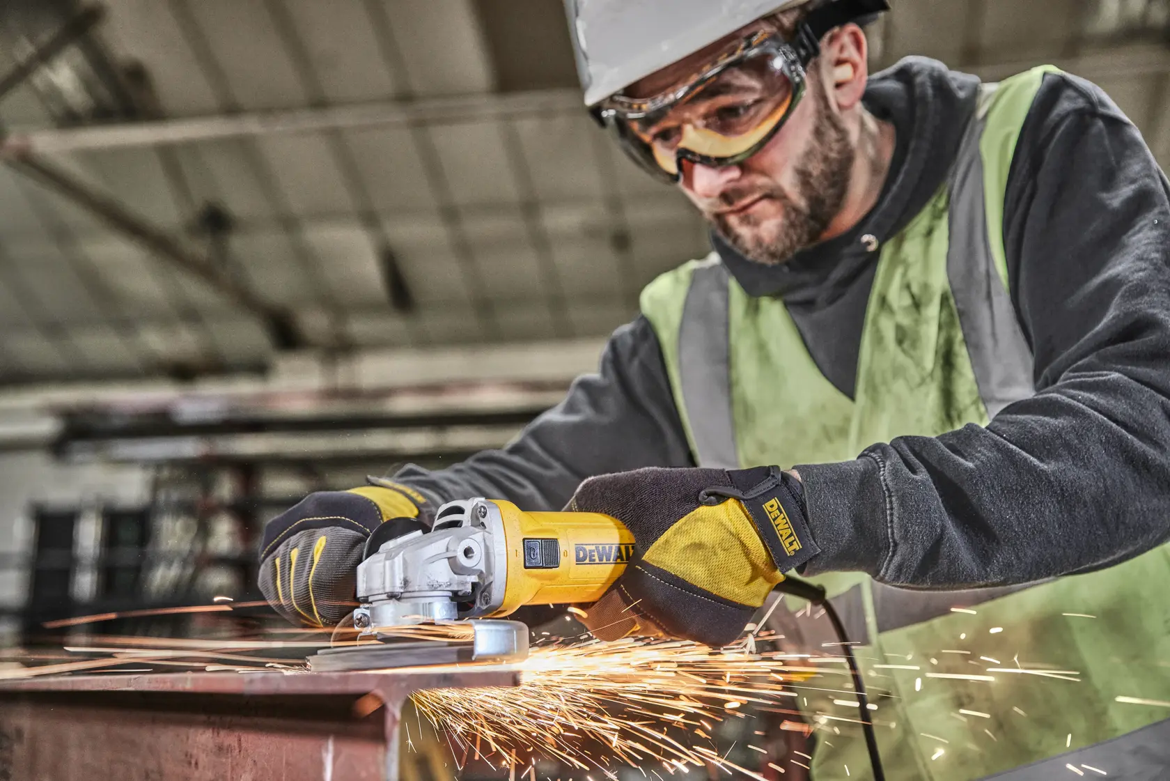 DEWALT® 750W 115 мм тънък ъглошлайф - само тяло