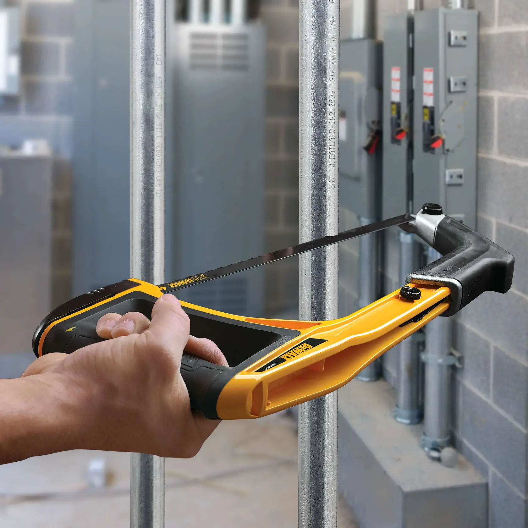 DEWALT® 5-в-1 Ножовка