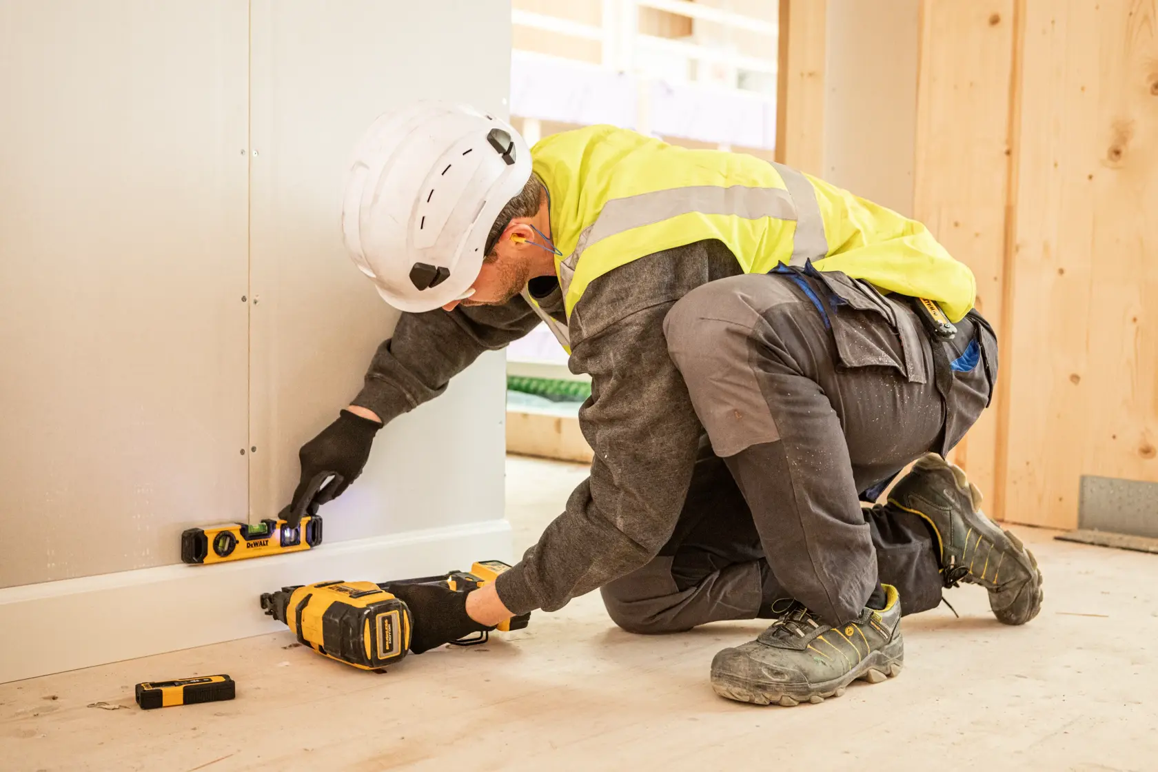 DEWALT® 10 инча (250 мм) торпедо нивелир