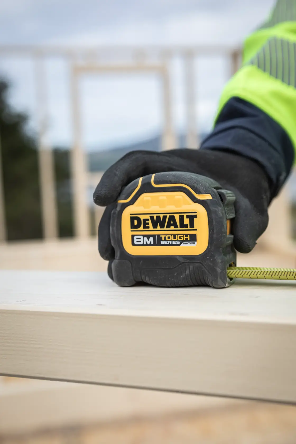 DEWALT® 8 м x 32 мм Премиум ролетка