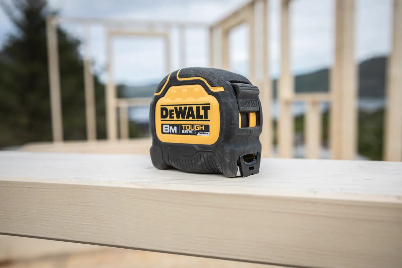 DEWALT® 8 м x 32 мм Премиум ролетка
