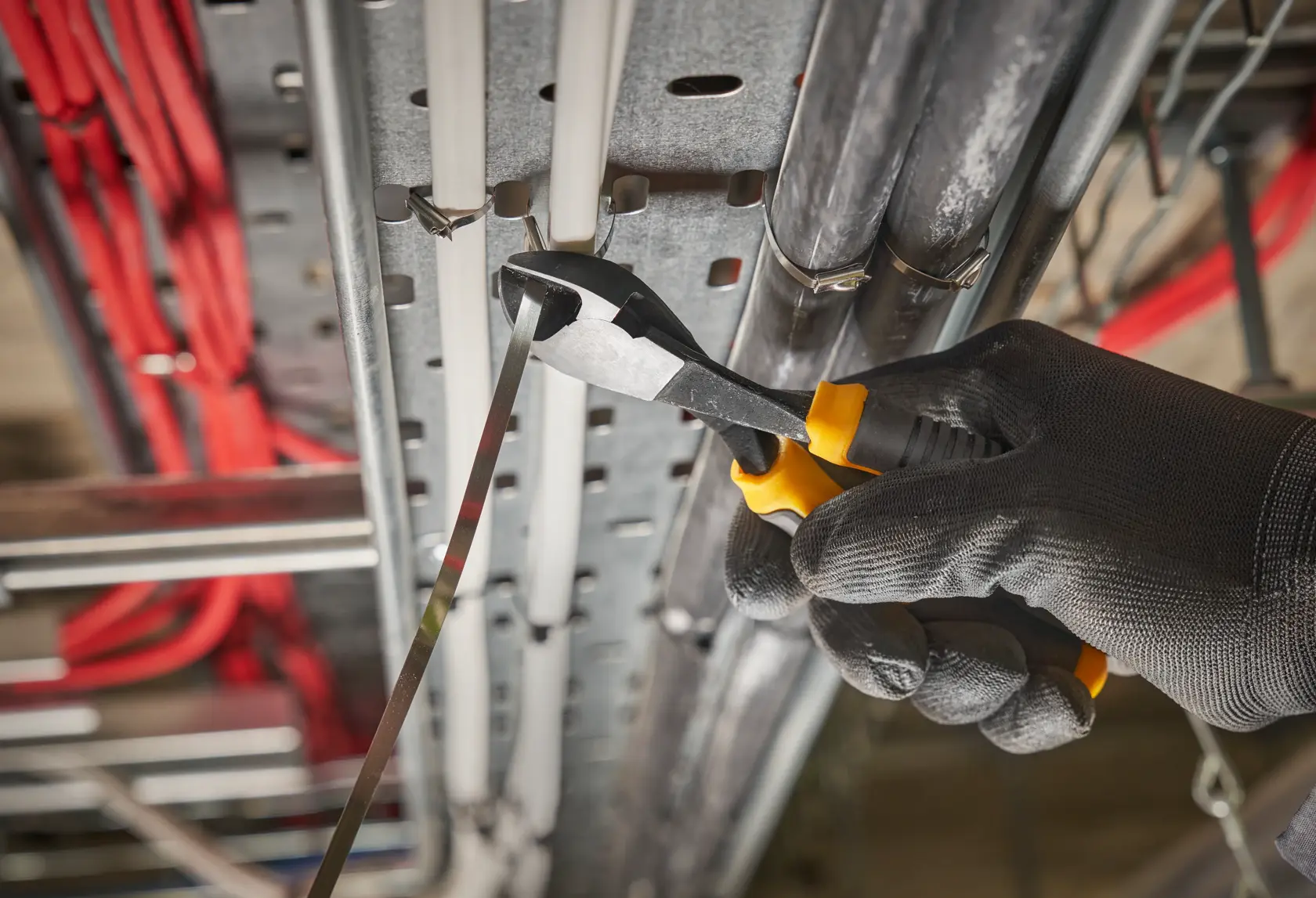 DEWALT® 160 мм LH Диагонални клещи
