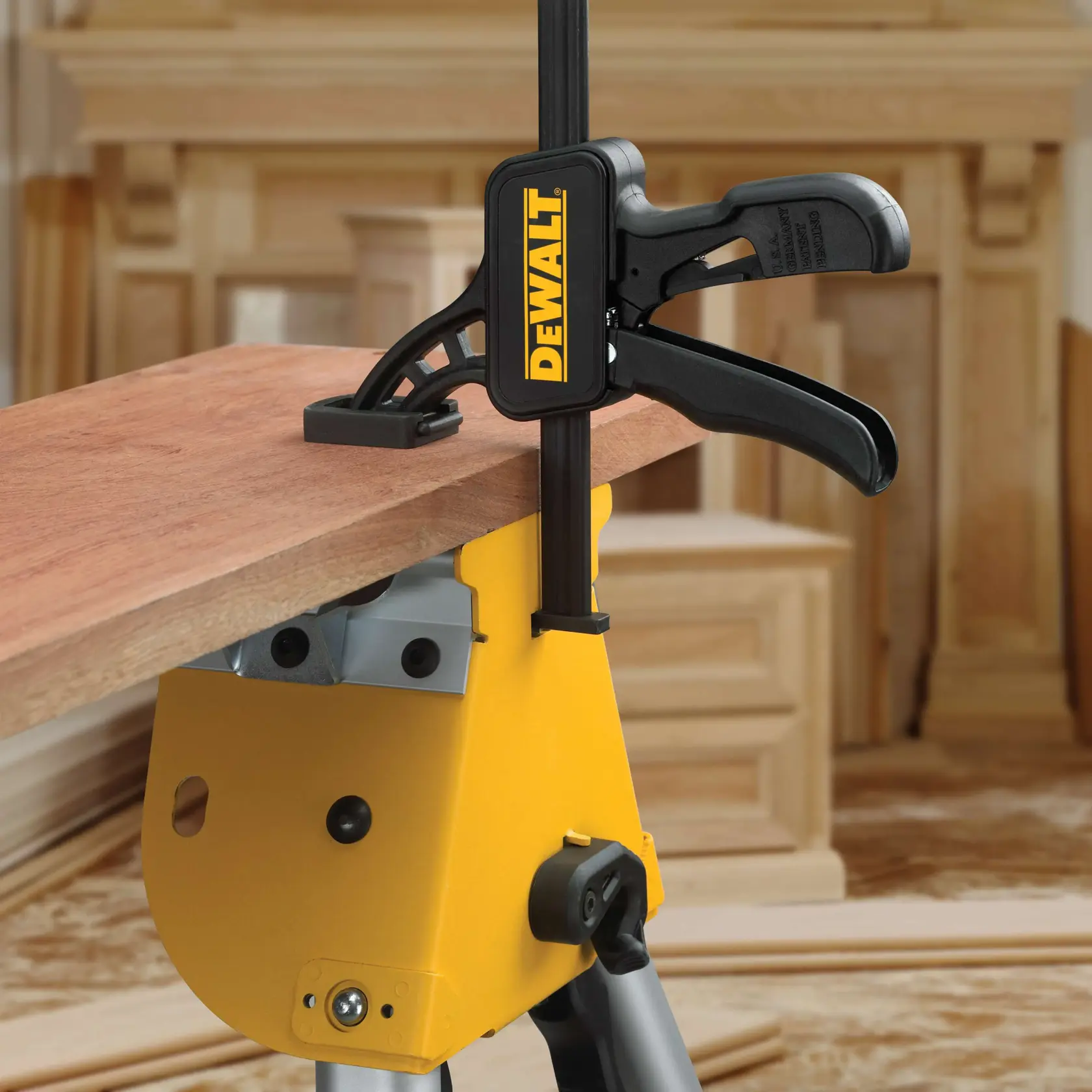 Стяги DEWALT® за водещи шини x 2