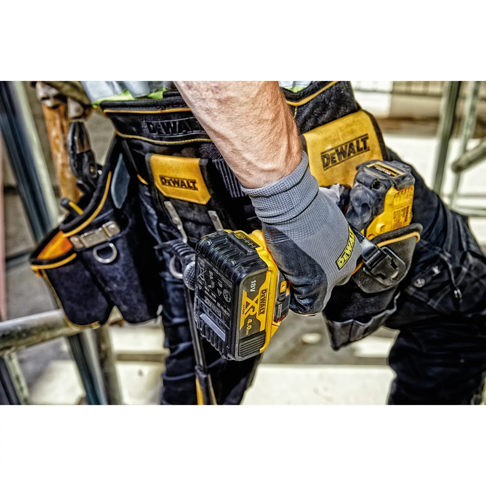 Престилка за инструменти DEWALT®