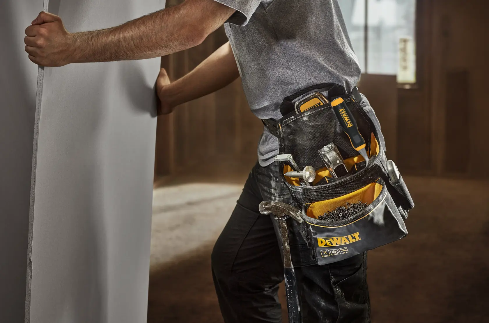 Професионален калъф за инструменти DEWALT®