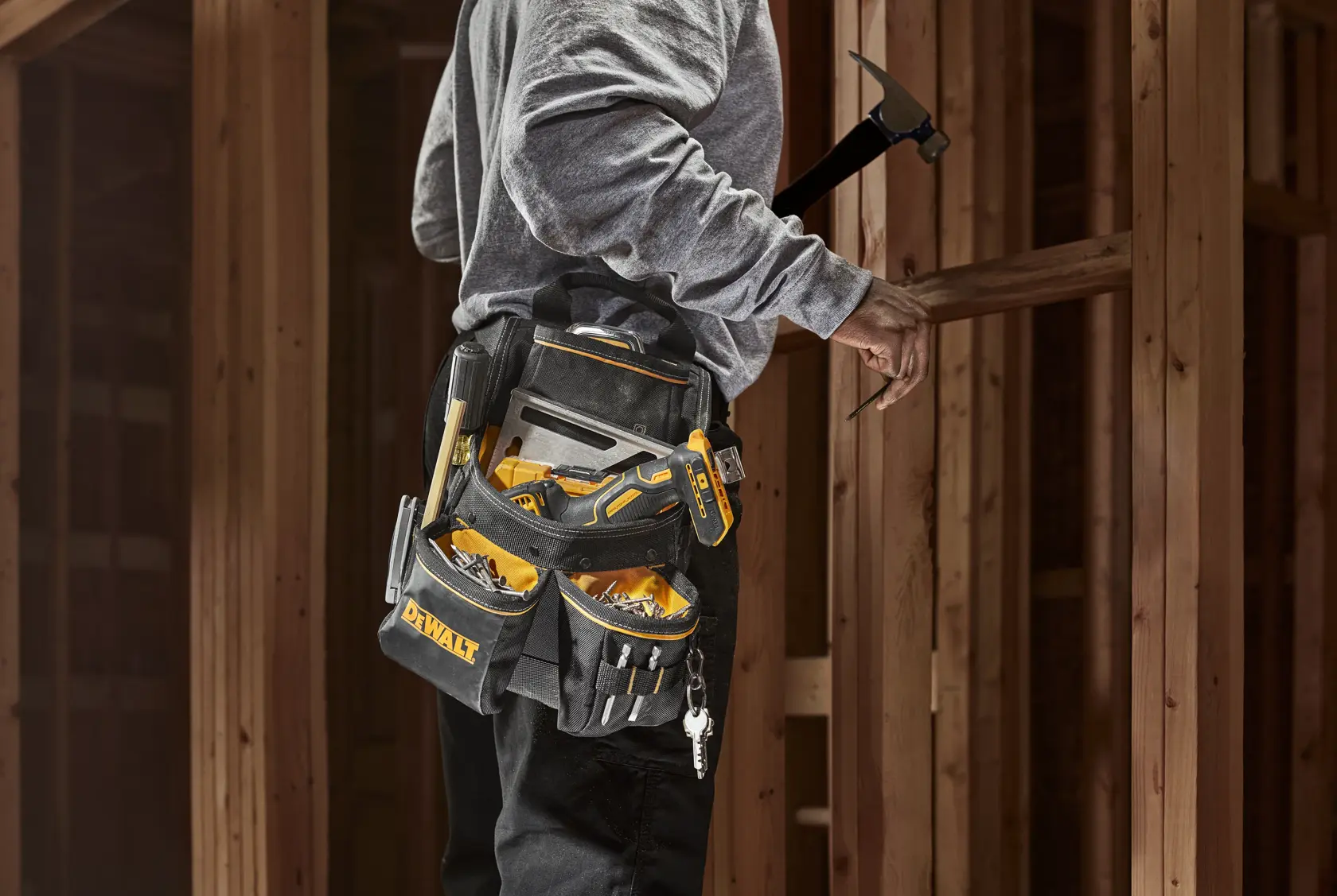 Професионален калъф за пирони DEWALT