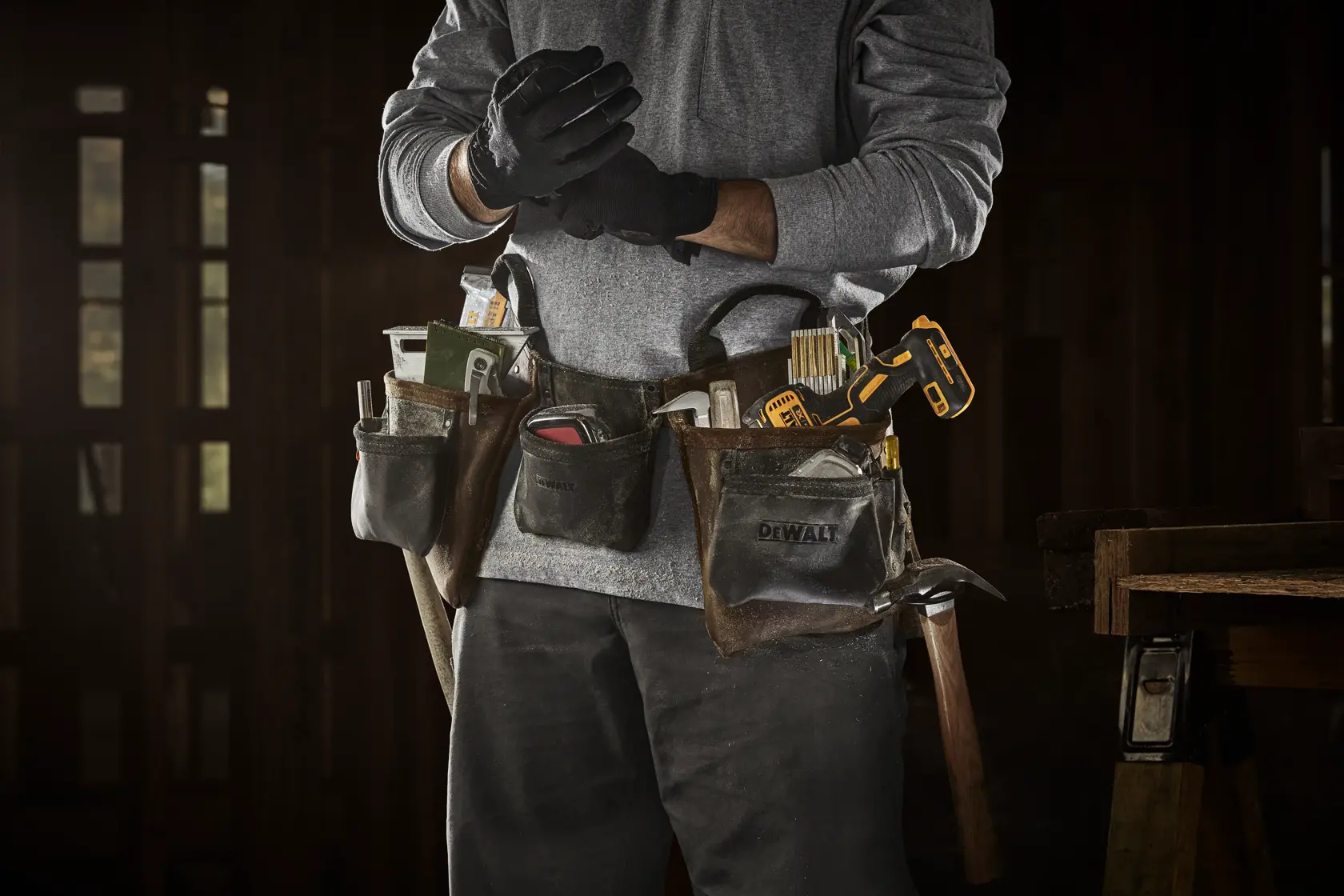 DEWALT® Кожена престилка за инструменти