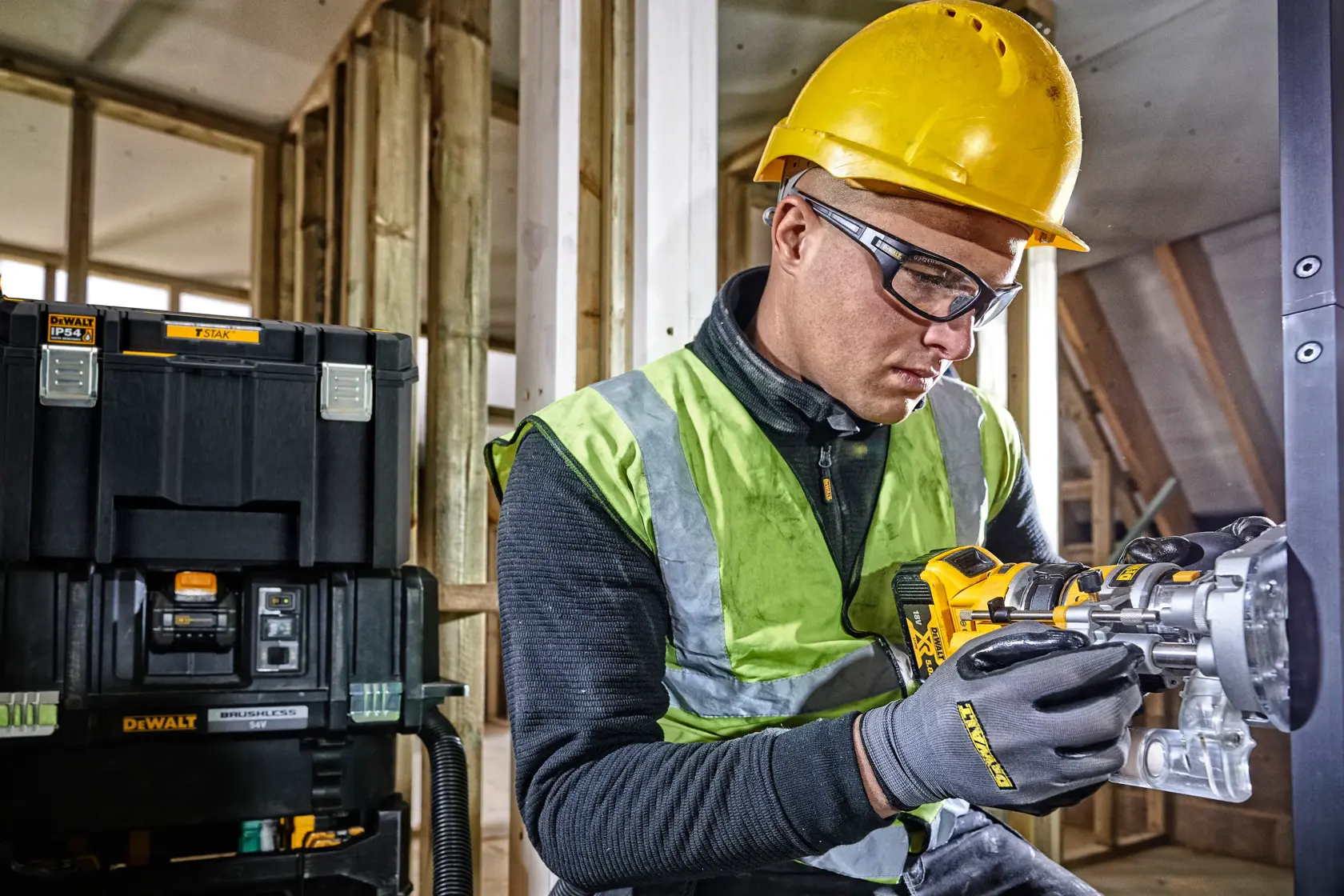 DEWALT® T STAK™ VI Дълбока кутия за съхранение