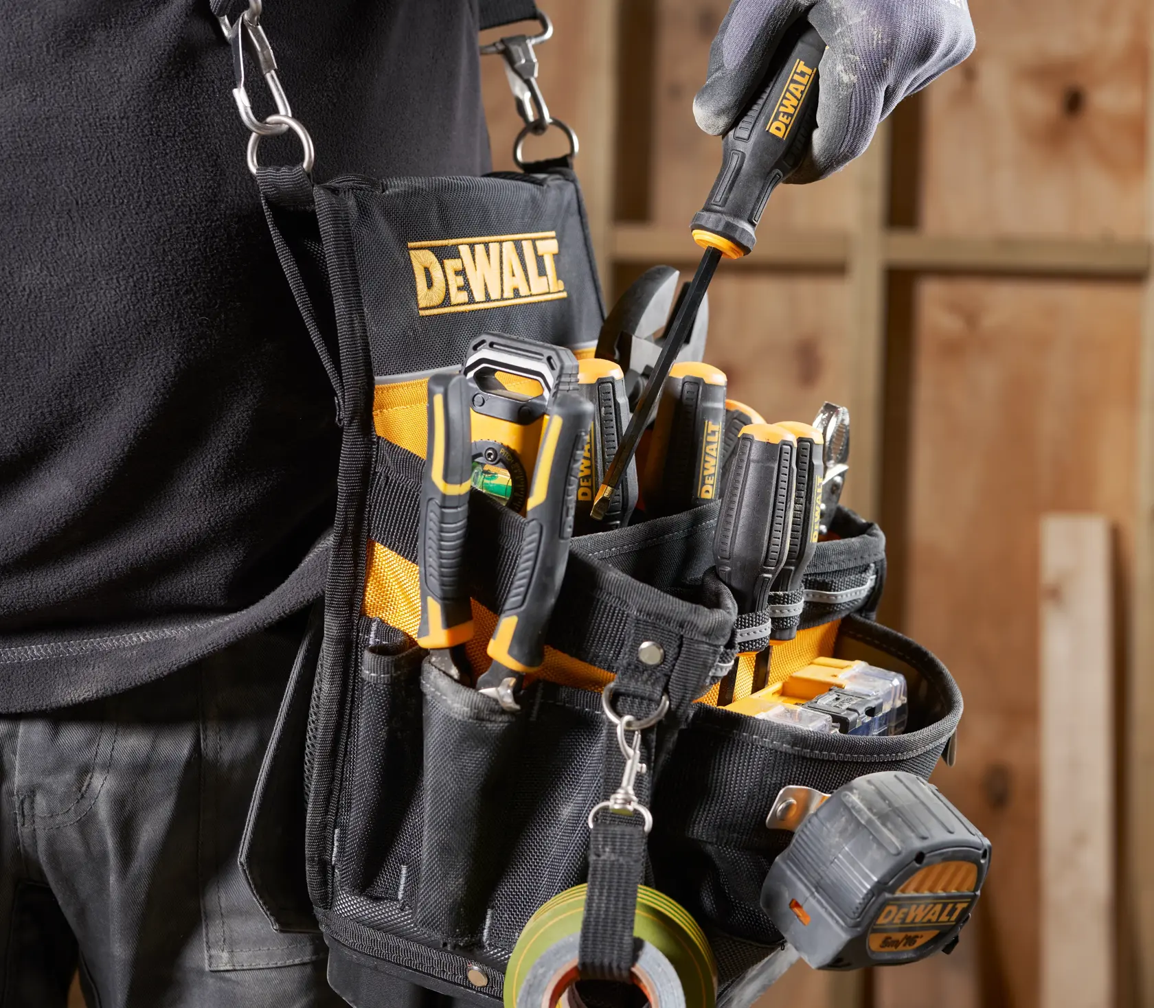 DEWALT® TSTAK® Мека чанта за инструменти